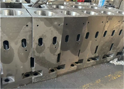 DQ Machinery Manufacturing Visokokvalitetni rezervni dijelovi Jack Hammer Prednja glava za Hb10g Hb15g Hb20g Hb30g Hb40g Hb50g